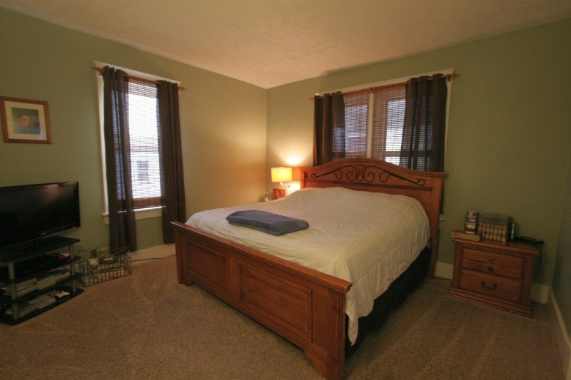 218 N Geiger St, Huntingburg, IN 47542 photo 8