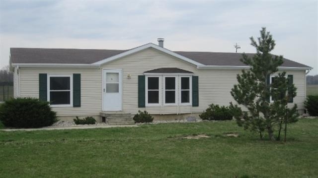 5776 Cr 36 A, Butler, IN 46721 photo 1
