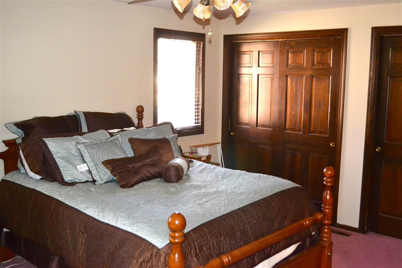 9213 Sea Wind Pl, Fort Wayne, IN 46804 photo 6