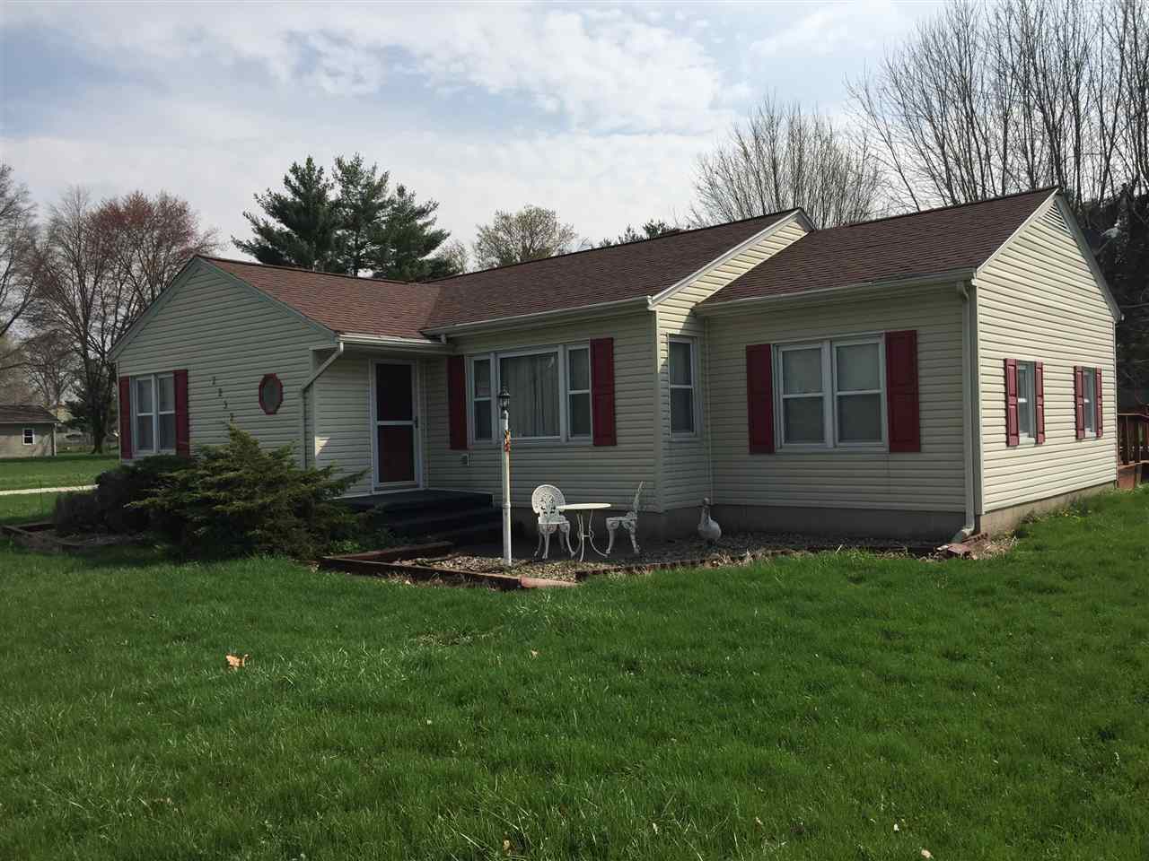 2232 S State Road 57, Washington, IN 47501 photo 1