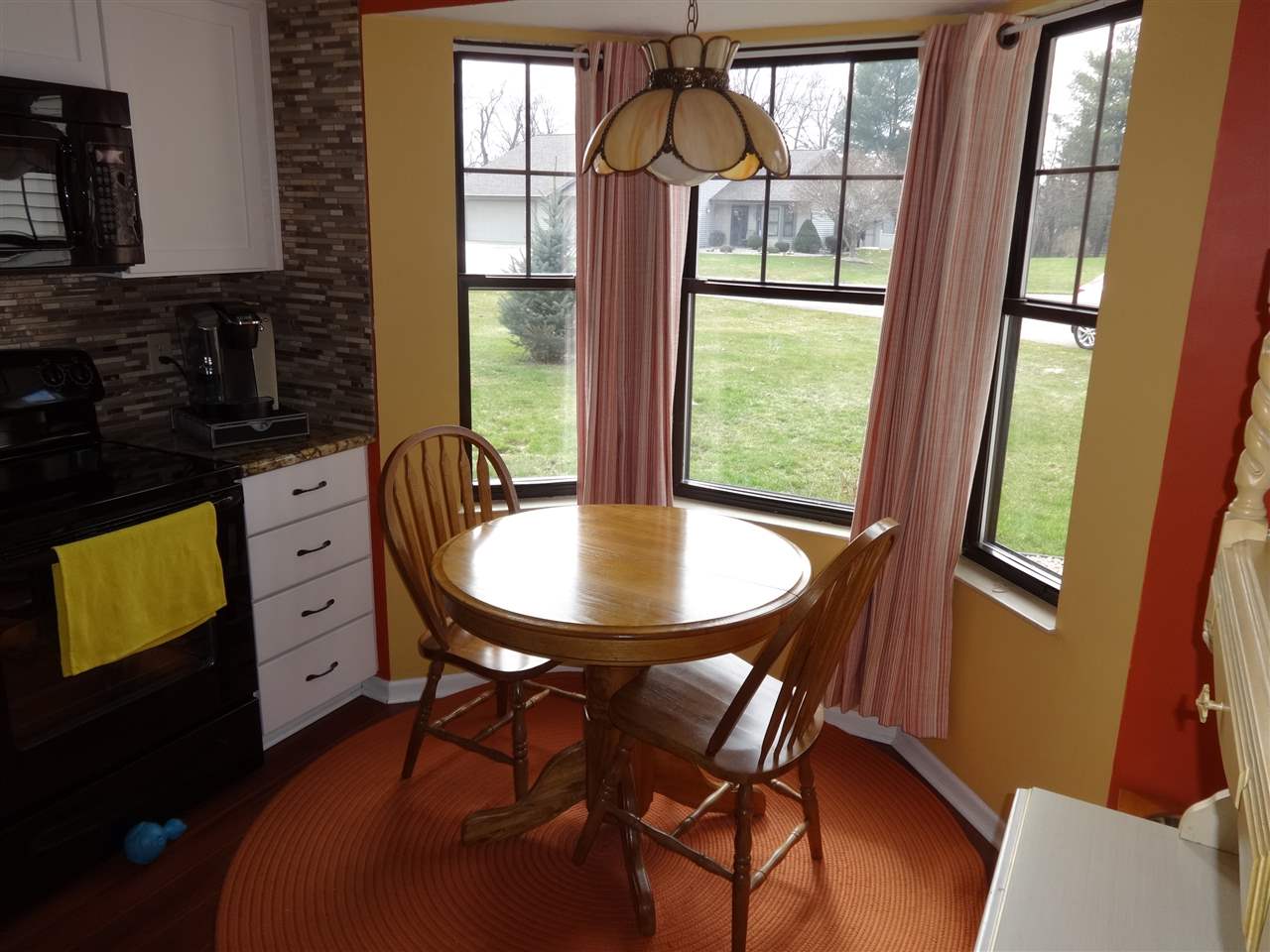 1648 Pine Ridge Ct, Elkhart, IN 46514 photo 9