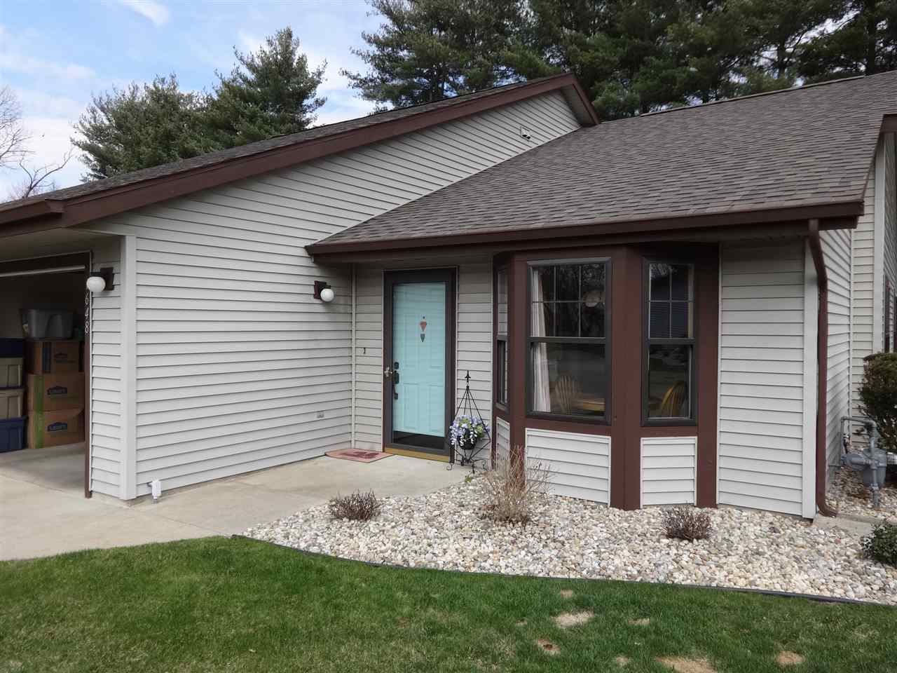 1648 Pine Ridge Ct, Elkhart, IN 46514 photo 1