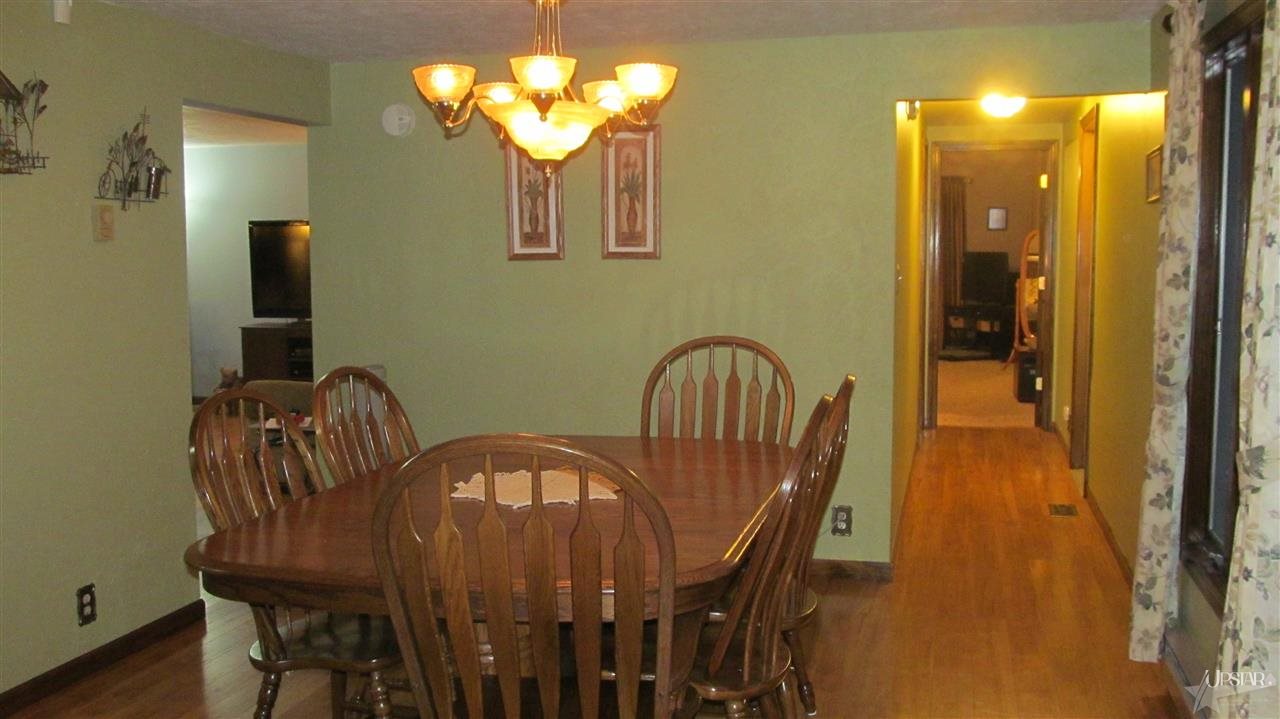 9904 Carroll Rd, Churubusco, IN 46723 photo 11