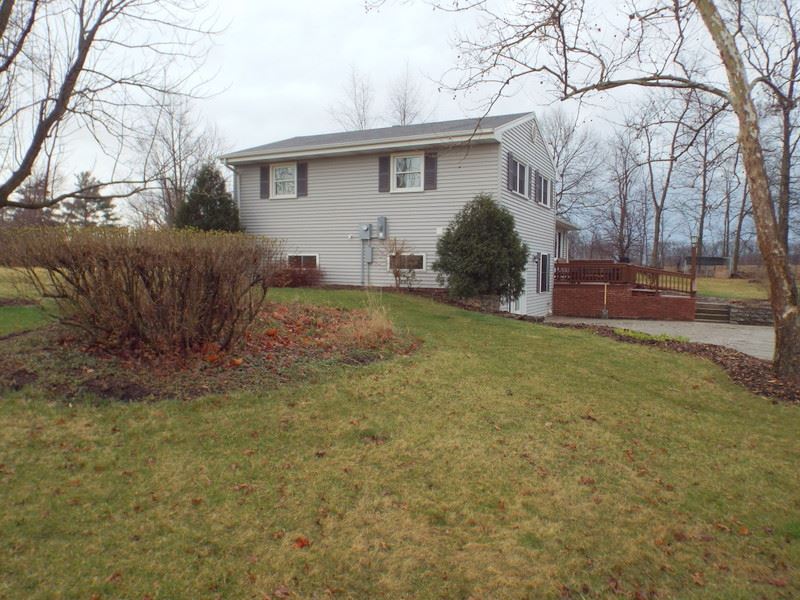 2142 E 400 N, Ossian, IN 46777 photo 2