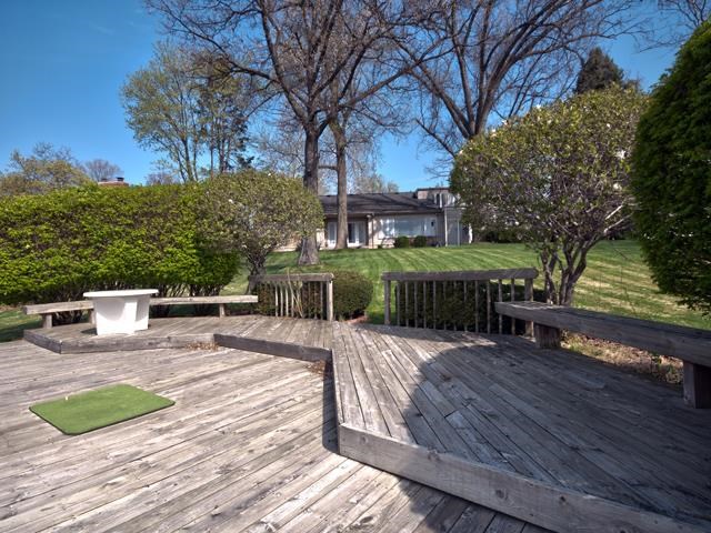 933 E Beardsley Ave, Elkhart, IN 46514 photo 24