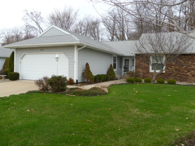 18461 Crownhill Dr, South Bend, IN 46637 photo 1