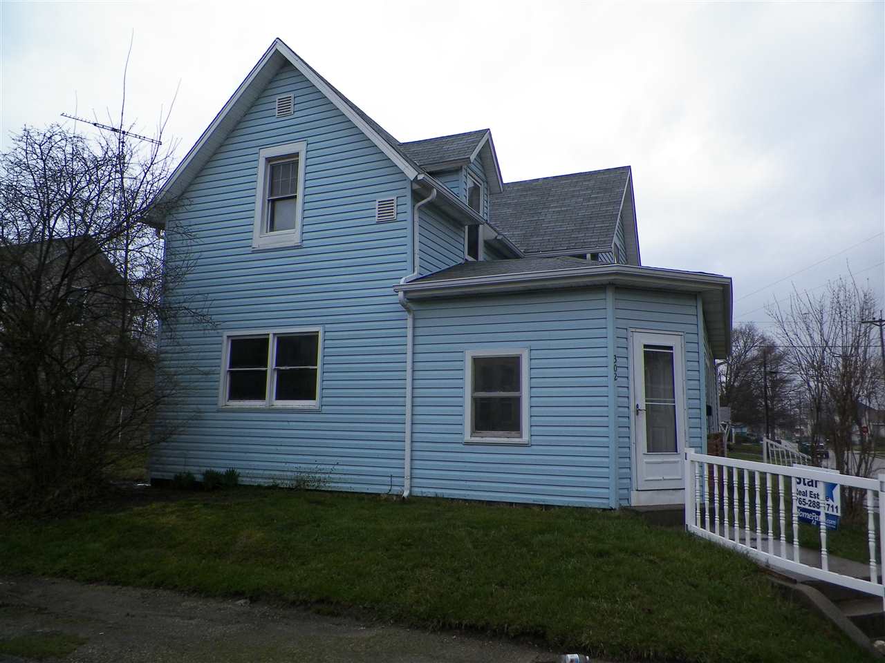 302 W Jay St, Dunkirk, IN 47336 photo 2