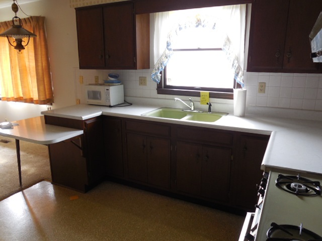 127 Yoder St, Topeka, IN 46571 photo 9