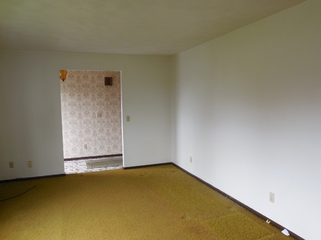 127 Yoder St, Topeka, IN 46571 photo 8