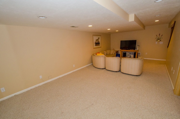 16125 Barryknoll Way, Granger, IN 46530 photo 26