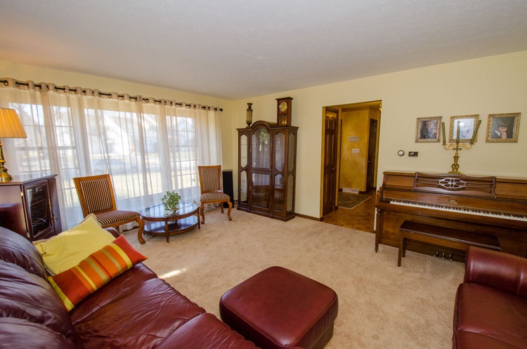 16125 Barryknoll Way, Granger, IN 46530 photo 4