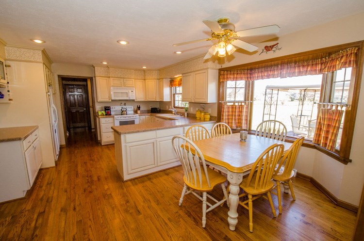 16125 Barryknoll Way, Granger, IN 46530 photo 11