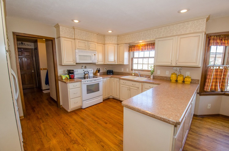 16125 Barryknoll Way, Granger, IN 46530 photo 8