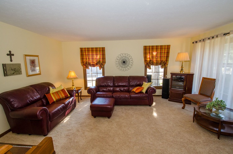 16125 Barryknoll Way, Granger, IN 46530 photo 3
