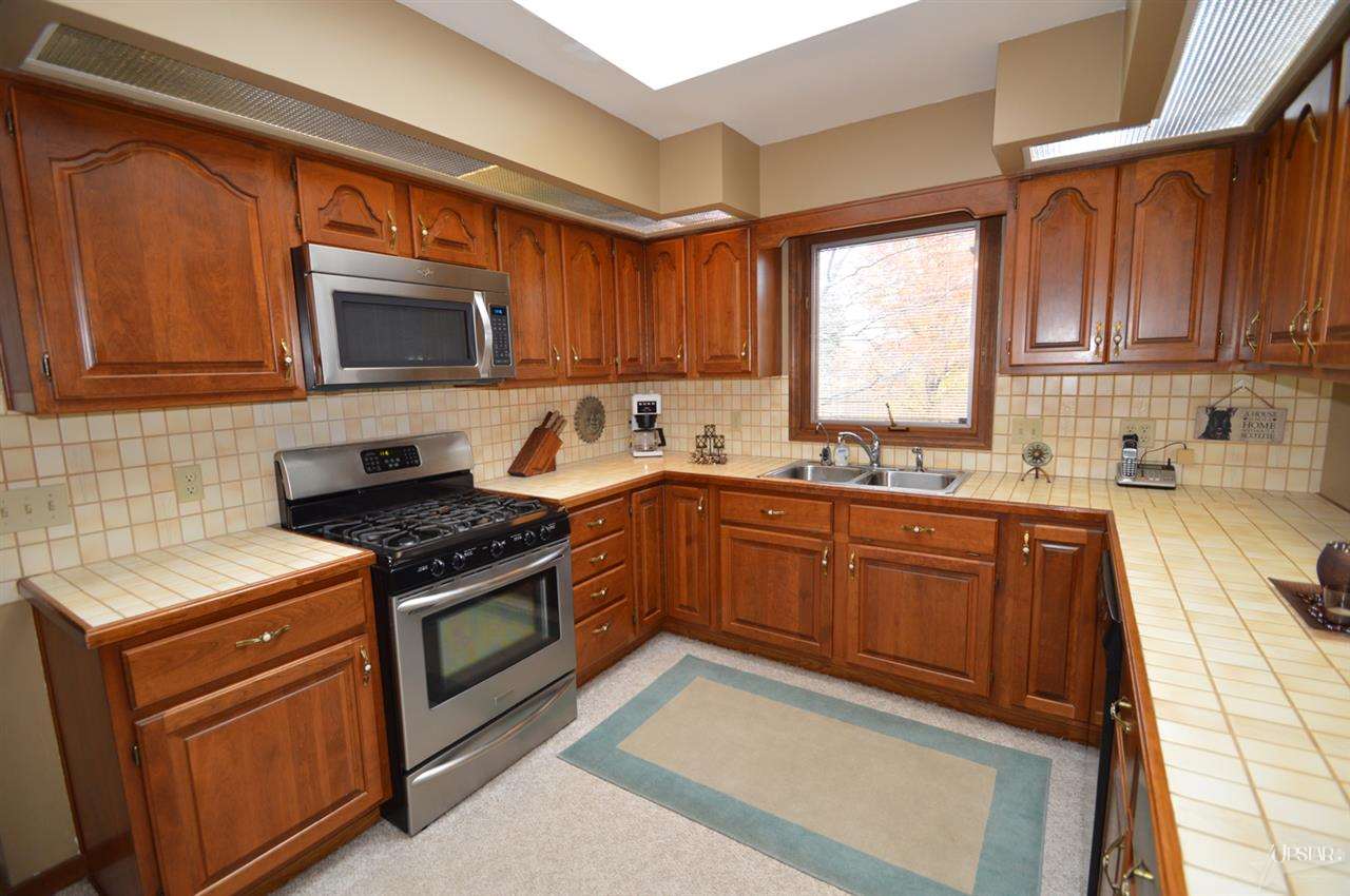 9414 Silverfox Dr, Fort Wayne, IN 46804 photo 10