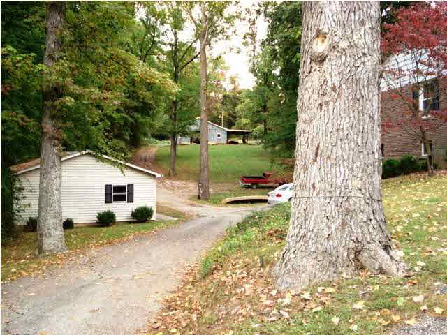 6588 Ferstel Rd, Newburgh, IN 47630 photo 9