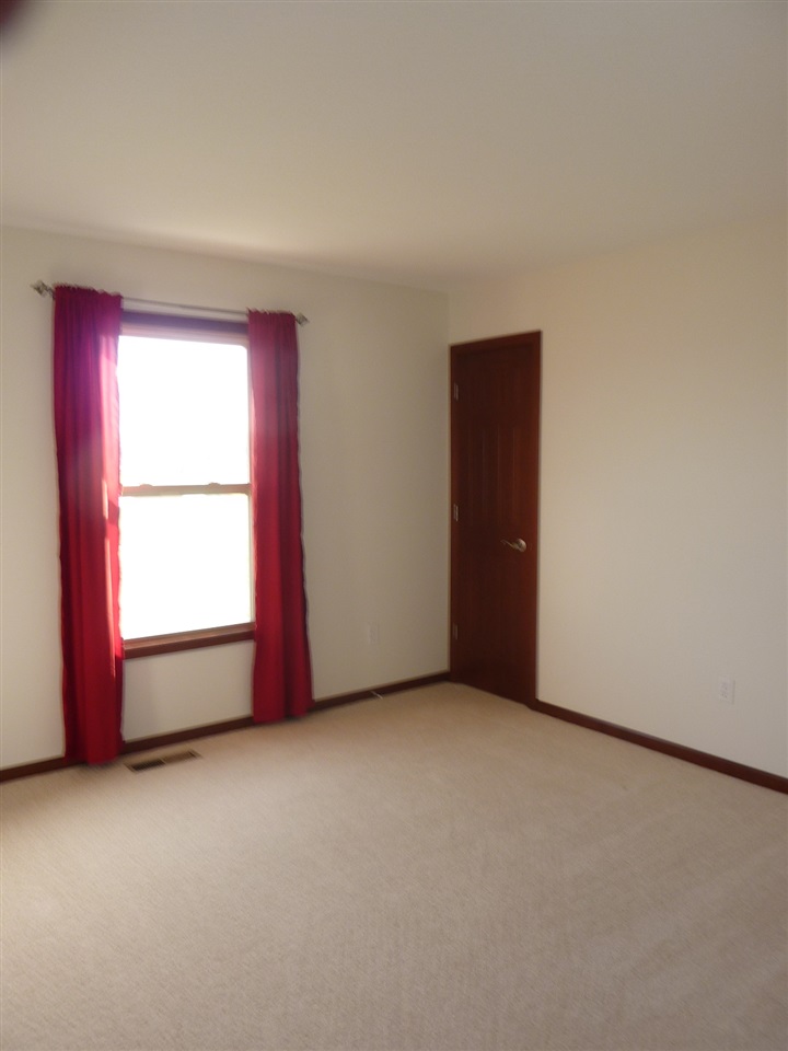 7046 Desdemona Xing, Fort Wayne, IN 46818 photo 13