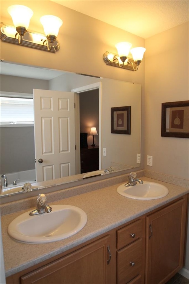 1516 Dunnagans Way, New Haven, IN 46774 photo 16