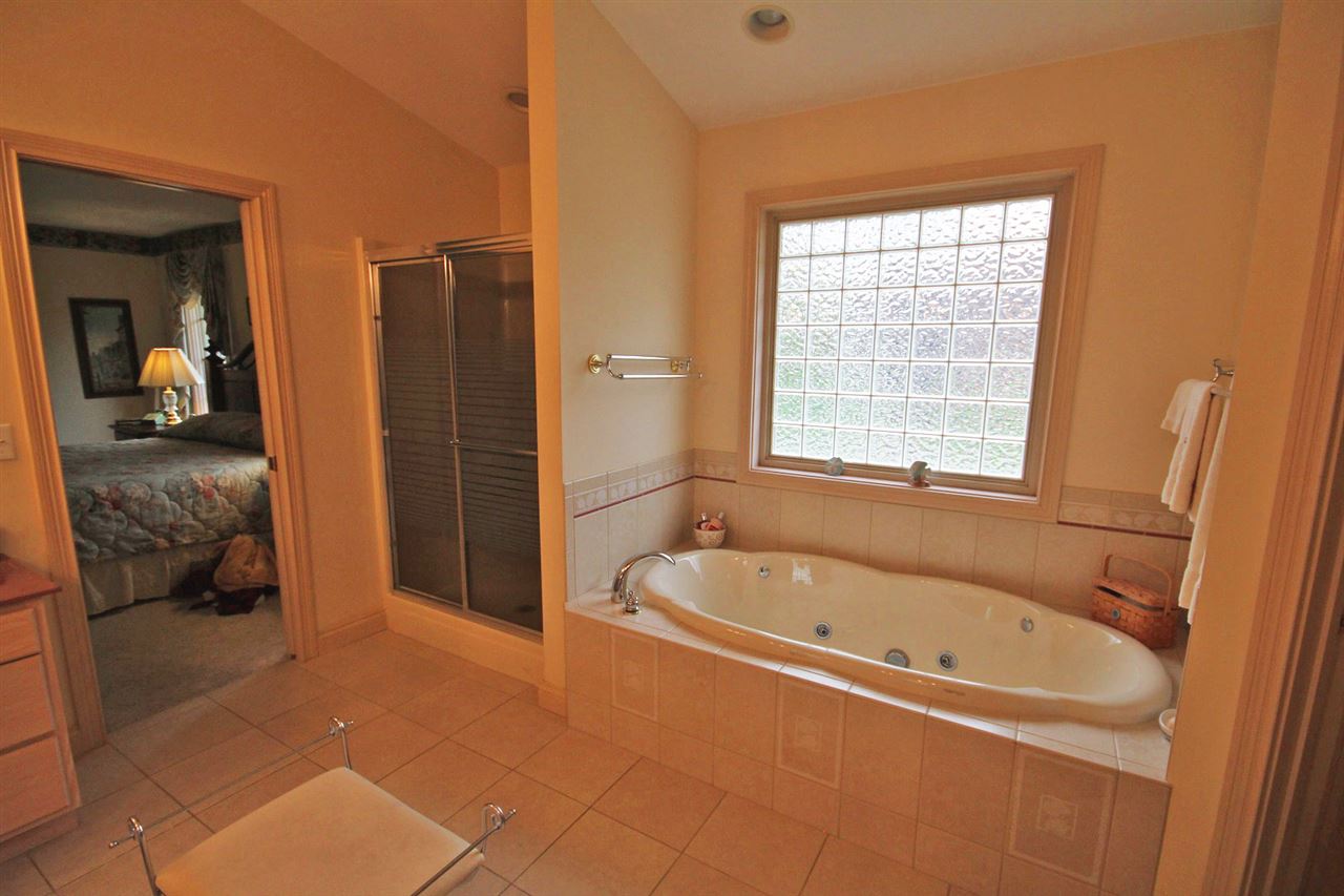 1020 Creekside Ct, Newburgh, IN 47630 photo 16