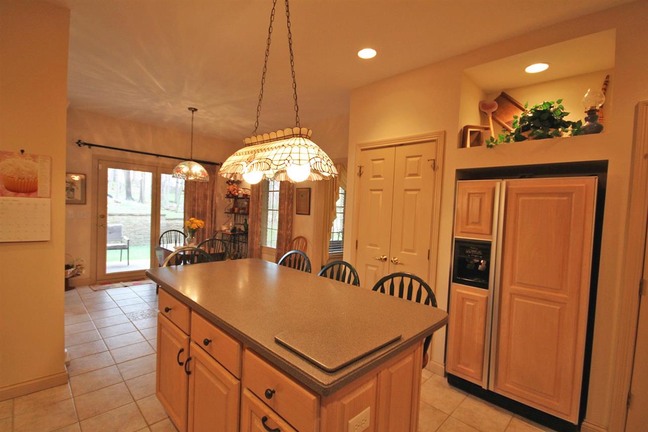 1020 Creekside Ct, Newburgh, IN 47630 photo 8