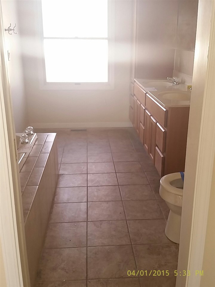 104 Summers Dr, Tipton, IN 46072 photo 17
