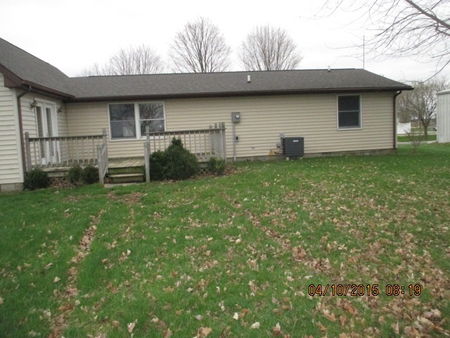 104 Summers Dr, Tipton, IN 46072 photo 3