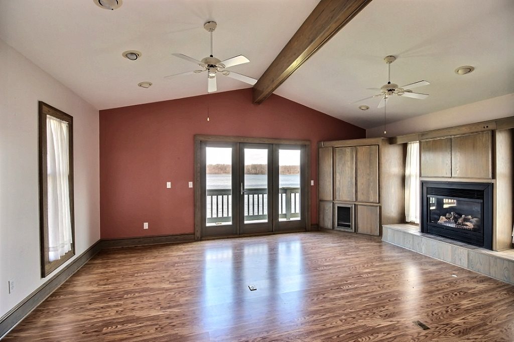 631 E Spear Rd, Columbia City, IN 46725 photo 3