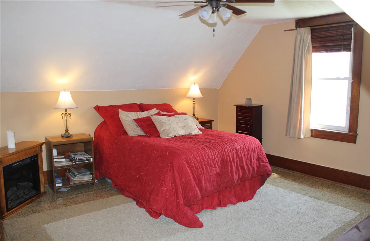 433 W 9th St, Ferdinand, IN 47532 photo 11