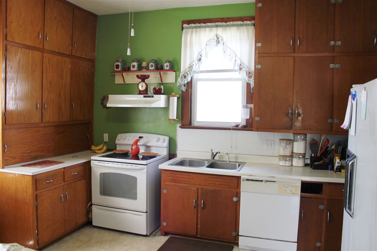 433 W 9th St, Ferdinand, IN 47532 photo 7