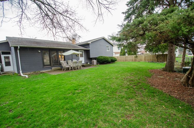 5524 Cape Cod Ln, South Bend, IN 46614 photo 6