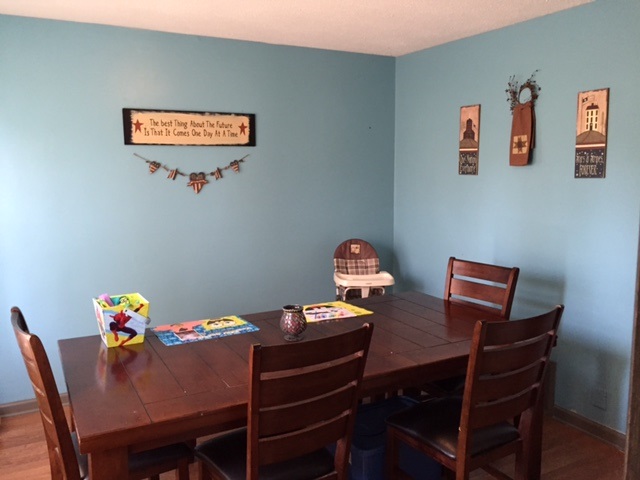 308 Whitson Dr, Vincennes, IN 47591 photo 3