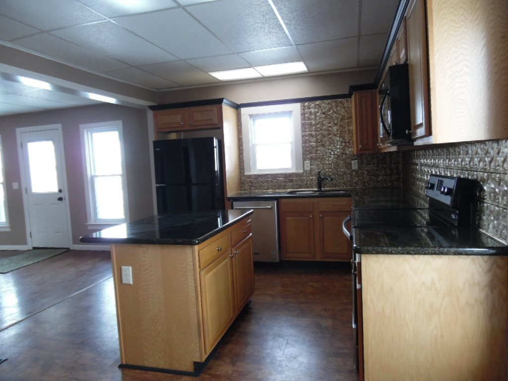 6763 N 75 E, Uniondale, IN 46791 photo 4