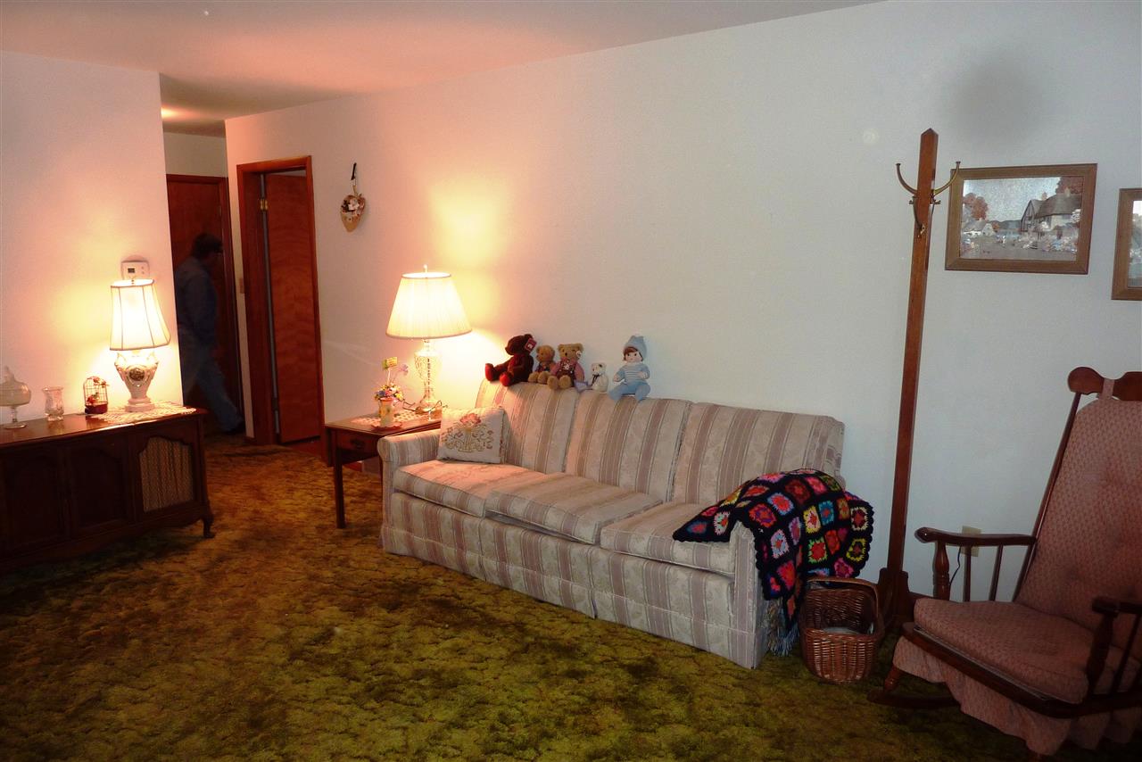 1122 Washington St, Rochester, IN 46975 photo 4