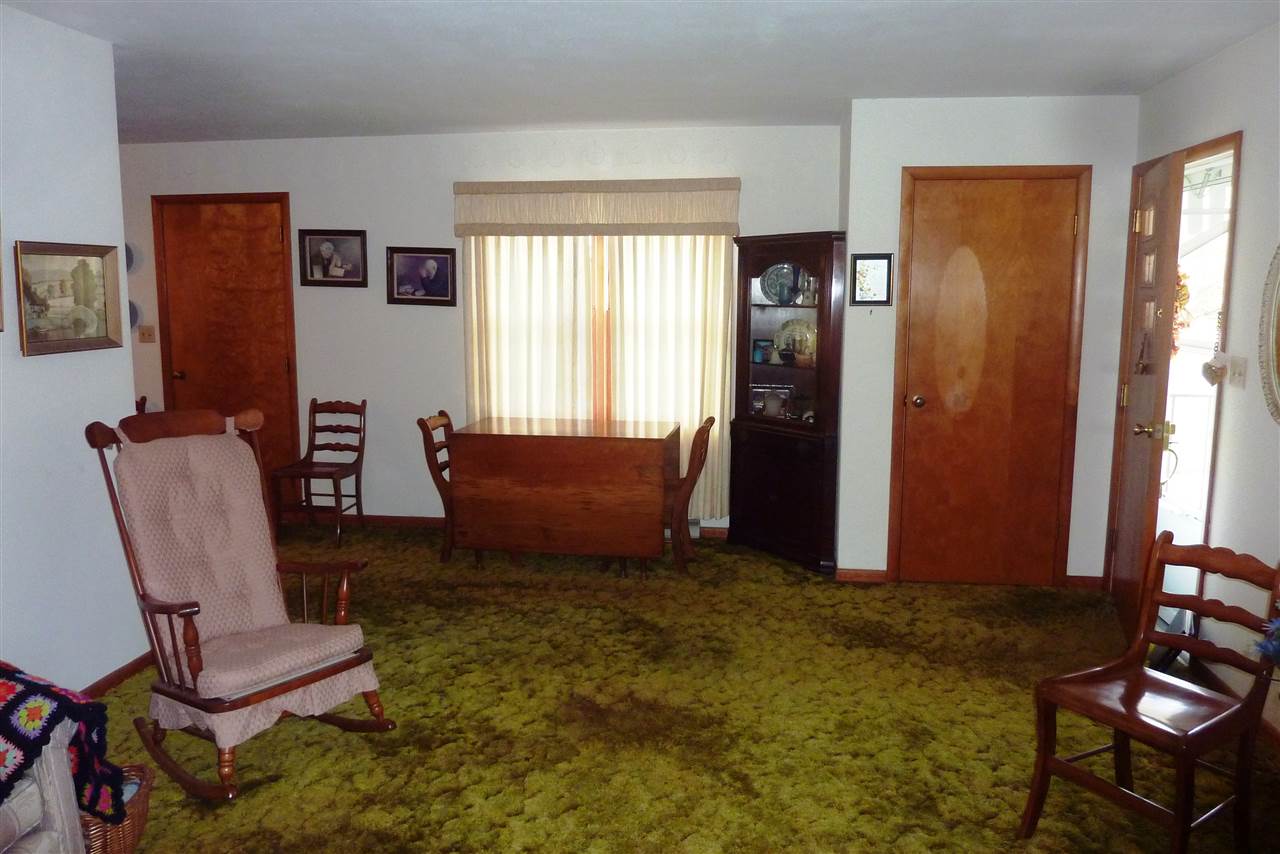 1122 Washington St, Rochester, IN 46975 photo 5