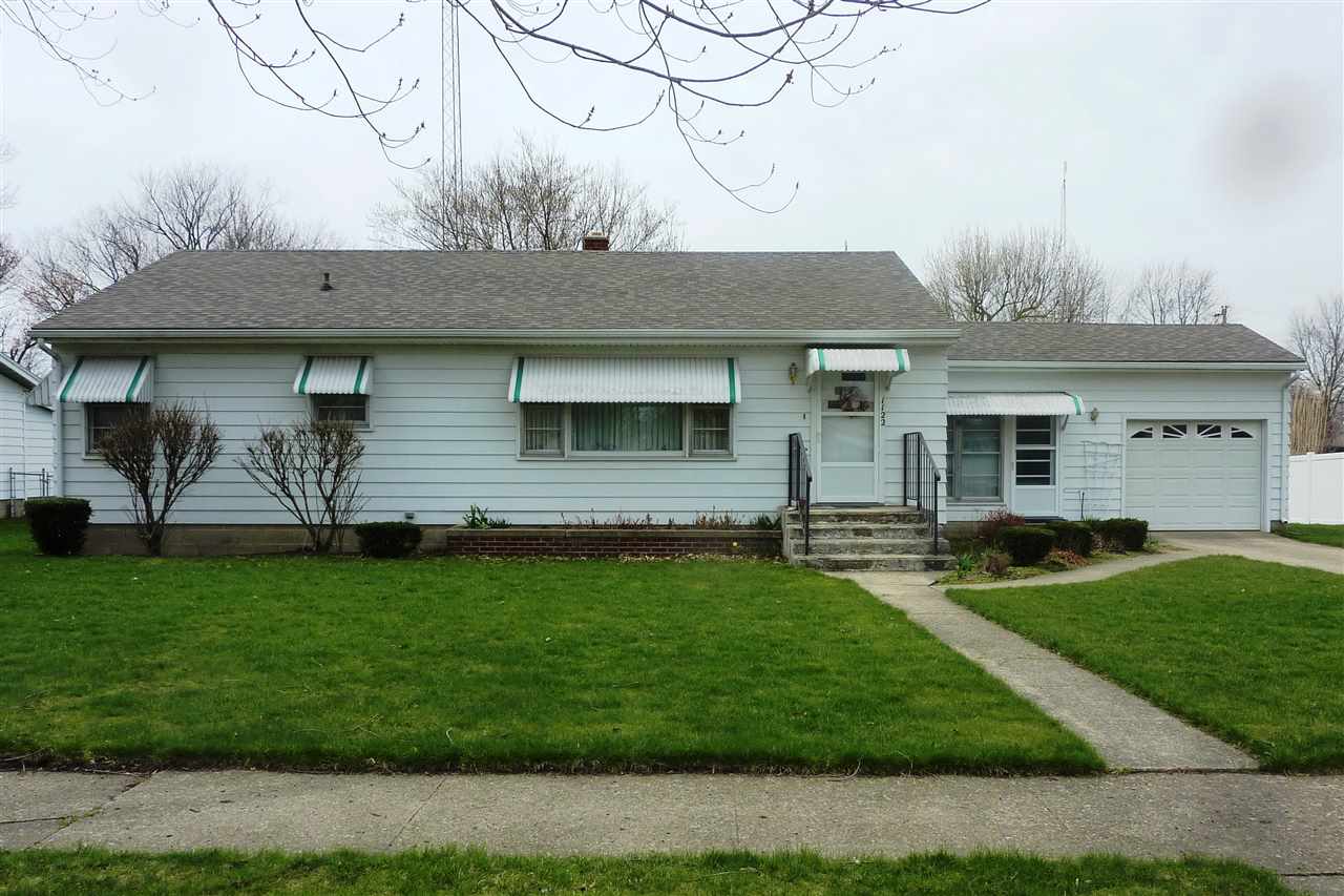 1122 Washington St, Rochester, IN 46975 photo 2