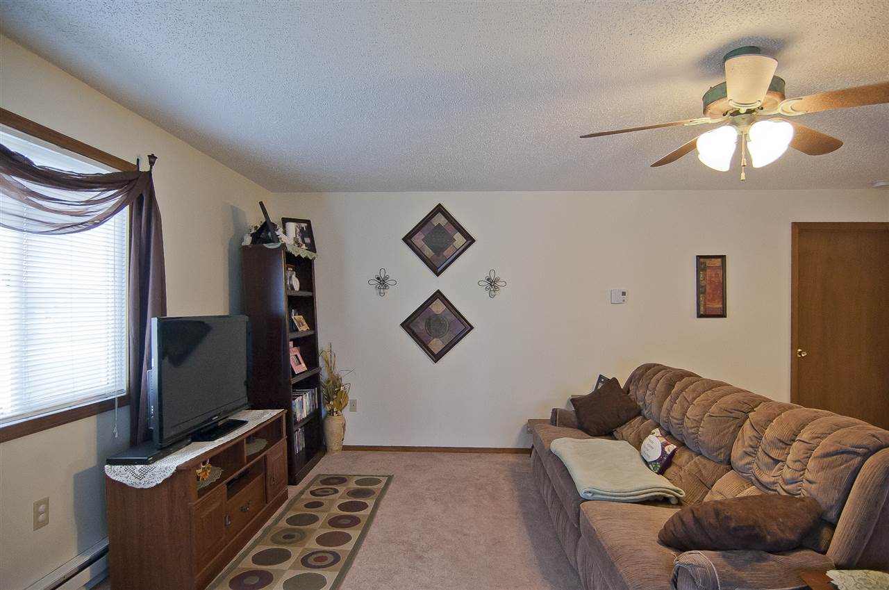 2595 E South Ave, Columbia City, IN 46725 photo 10