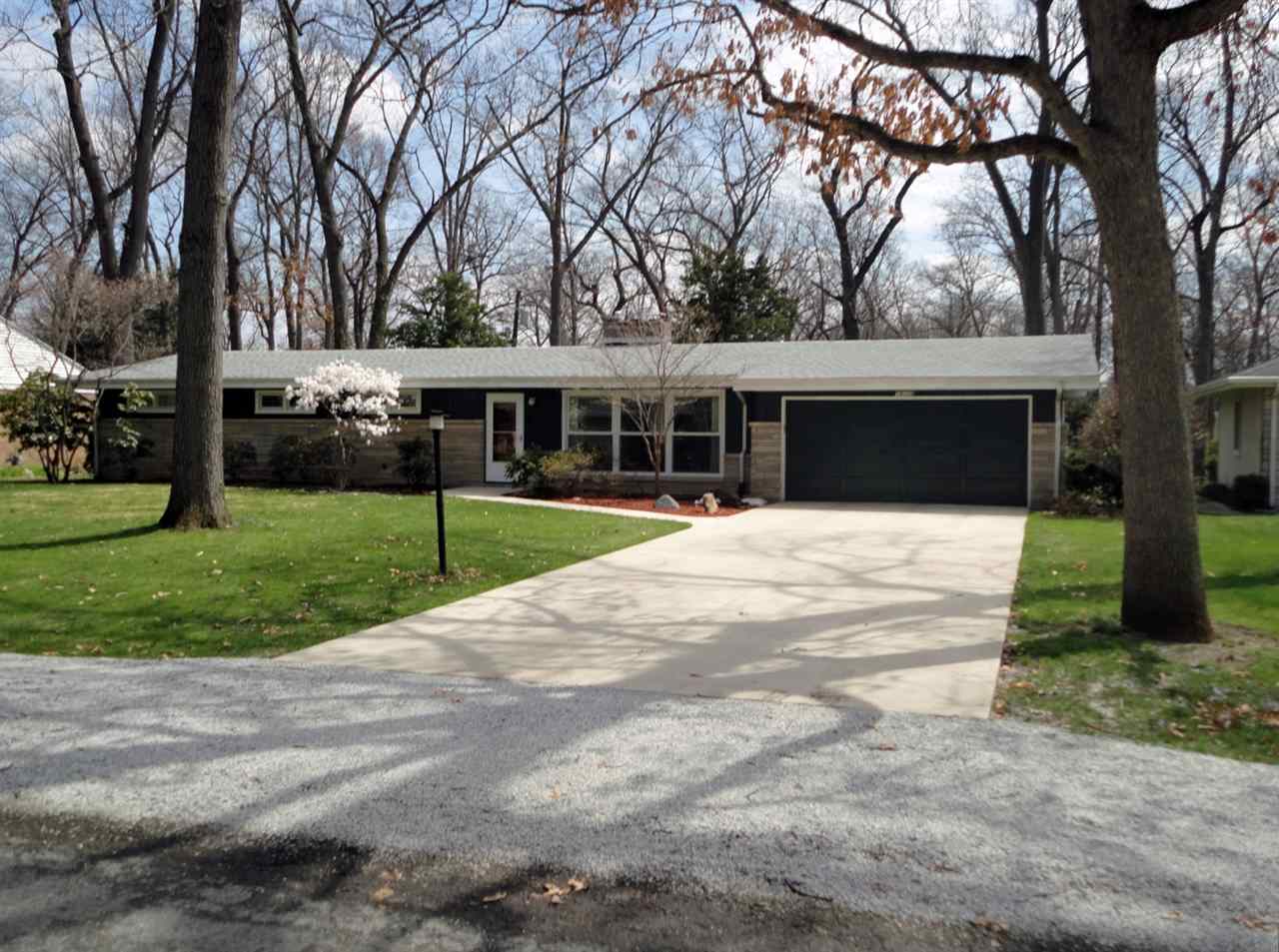 19120 S Oakmont, South Bend, IN 46637 photo 1