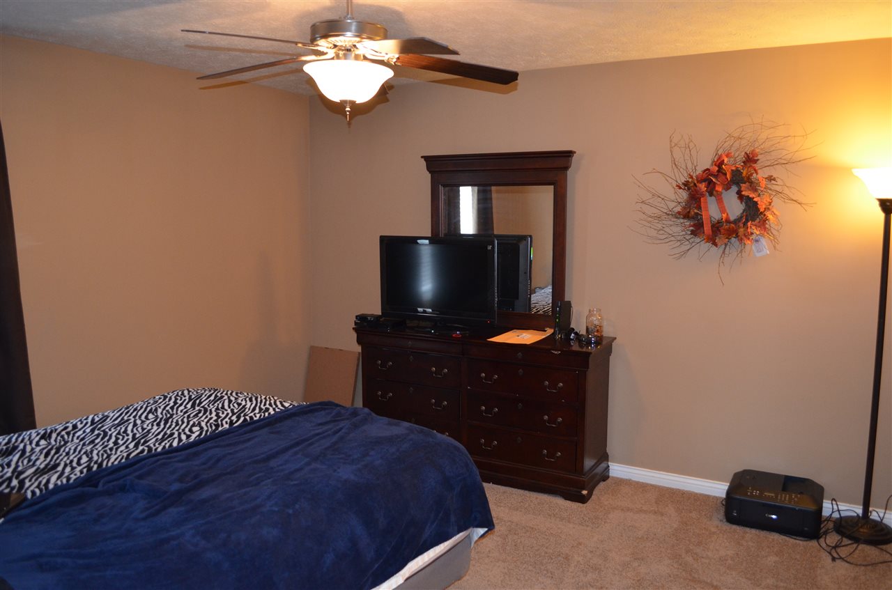 4011 Jazmyne Ct, Evansville, IN 47711 photo 6