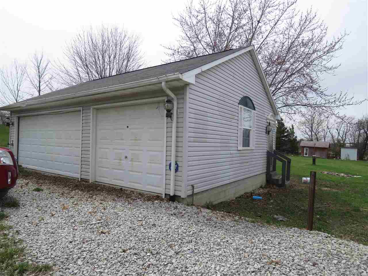 705 N Main St, Avilla, IN 46710 photo 14