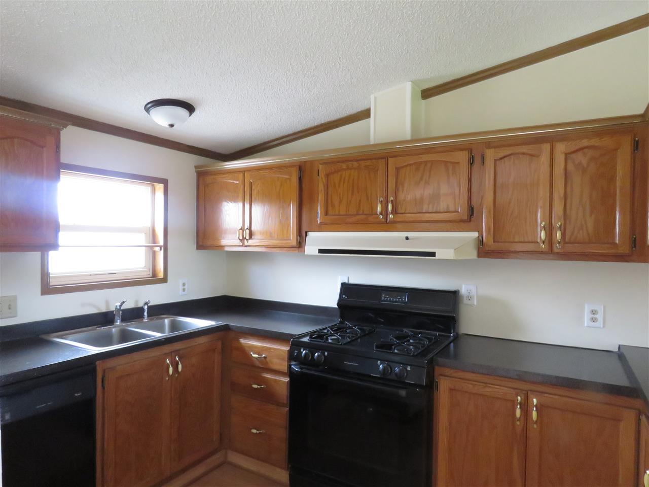 705 N Main St, Avilla, IN 46710 photo 3