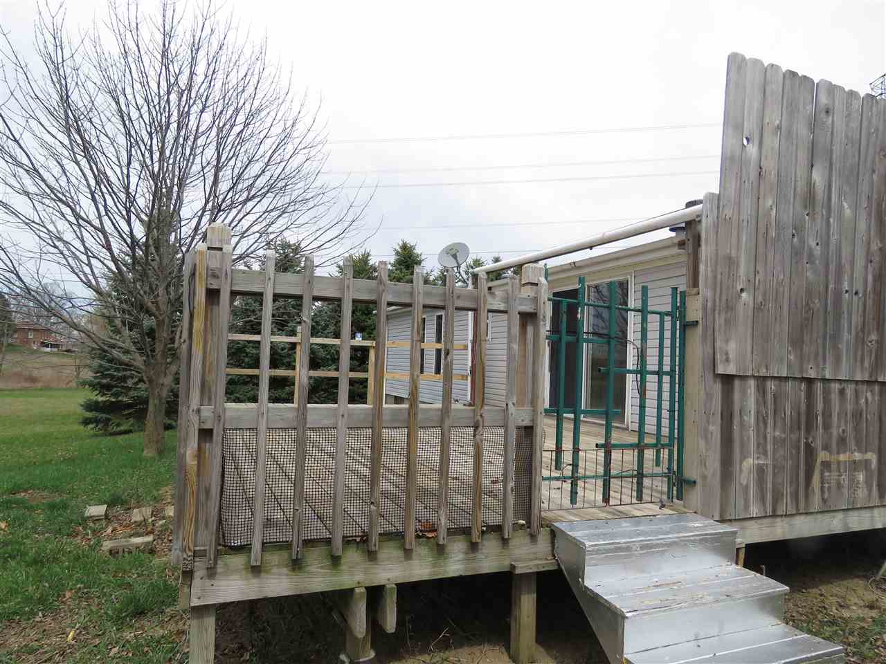 705 N Main St, Avilla, IN 46710 photo 16
