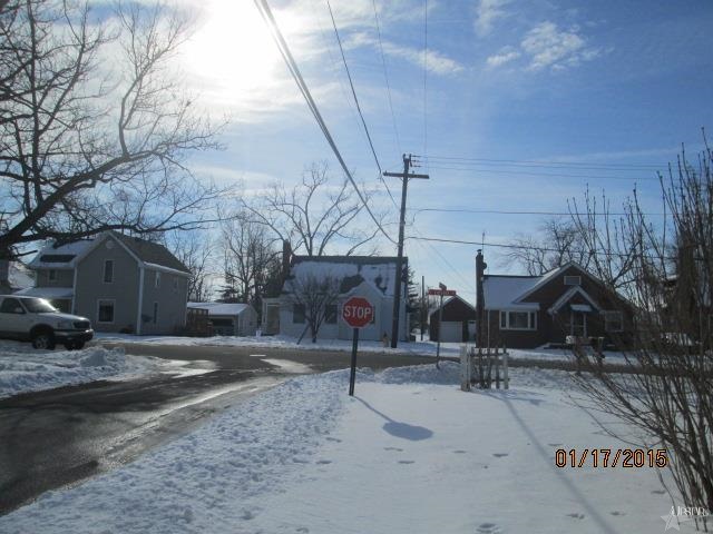 402 W Lafever St, Ossian, IN 46777 photo 3