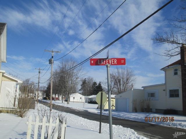 402 W Lafever St, Ossian, IN 46777 photo 8