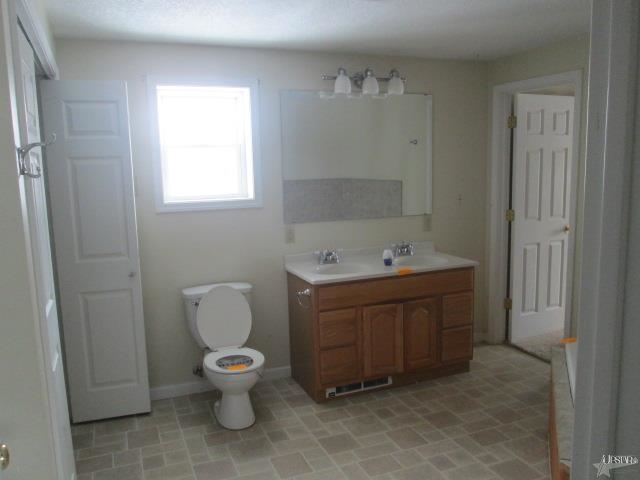 402 W Lafever St, Ossian, IN 46777 photo 14