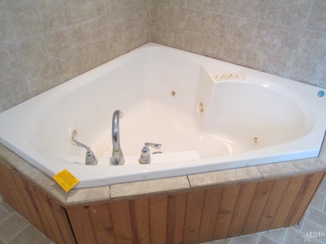 402 W Lafever St, Ossian, IN 46777 photo 15
