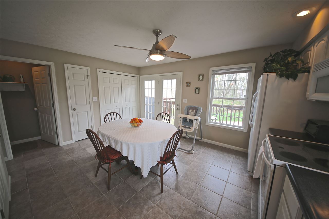 1288 S Cobble Creek Cir, Bloomington, IN 47401 photo 23