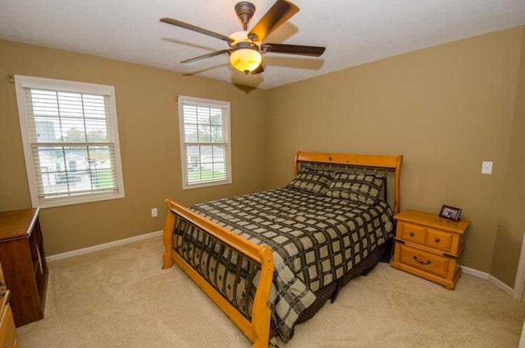 522 Shepherds Cove Dr, Osceola, IN 46561 photo 7