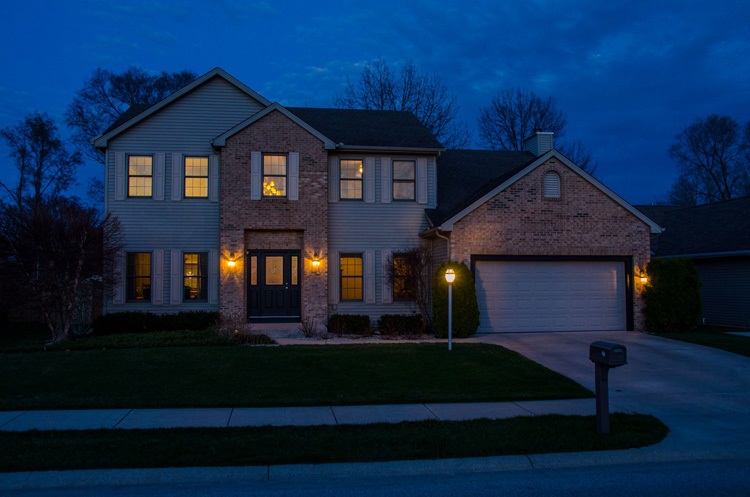 522 Shepherds Cove Dr, Osceola, IN 46561 photo 1