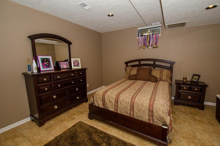522 Shepherds Cove Dr, Osceola, IN 46561 photo 17