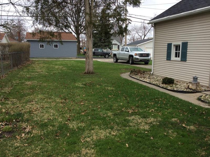 935 N 5th St, Decatur, IN 46733 photo 2